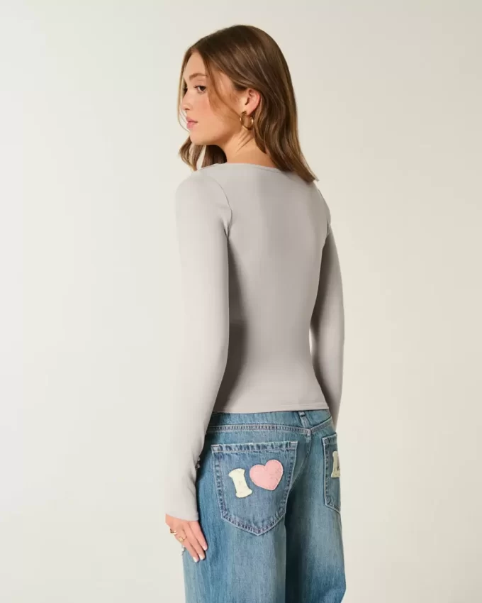 Bezszwowy top z materiału typu „scoop”