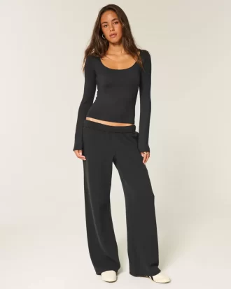 Bezszwowy top z materiału typu „scoop”