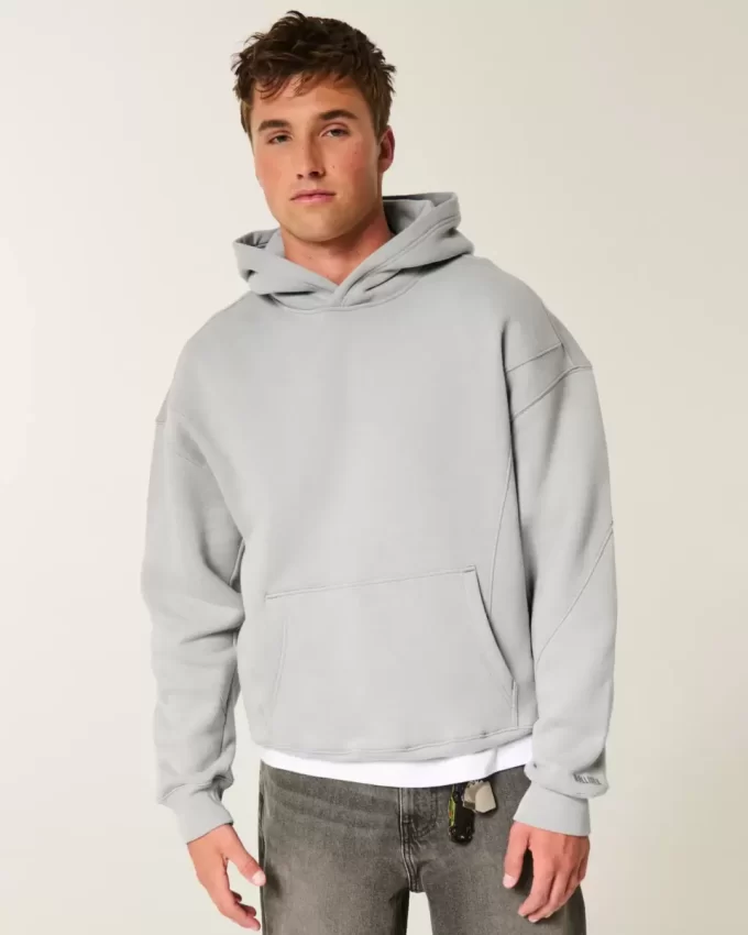 Bluza z kapturem z kwadratowym szwem Bluza z kapturem z kwadratowym szwem