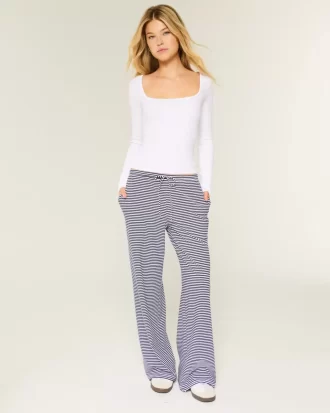 Bluzka z długim rękawem i kwadratowym dekoltem