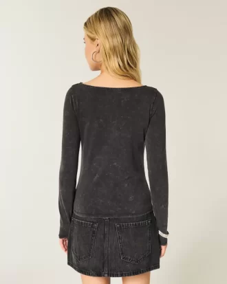 Bluzka z nadrukiem Brooklyn Music z wycięciem pod szyją Bluzka z nadrukiem Brooklyn Music z wycięciem pod szyją