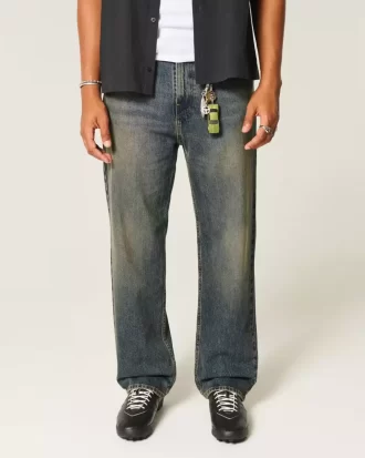 Ciemne, luźne jeansy