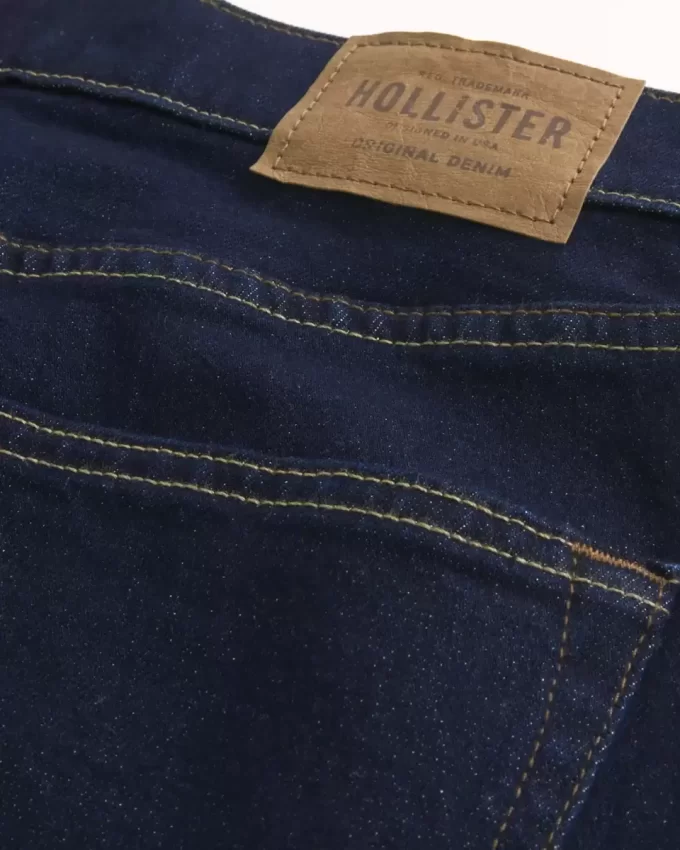 Ciemne proste dżinsy Ciemne proste dżinsy