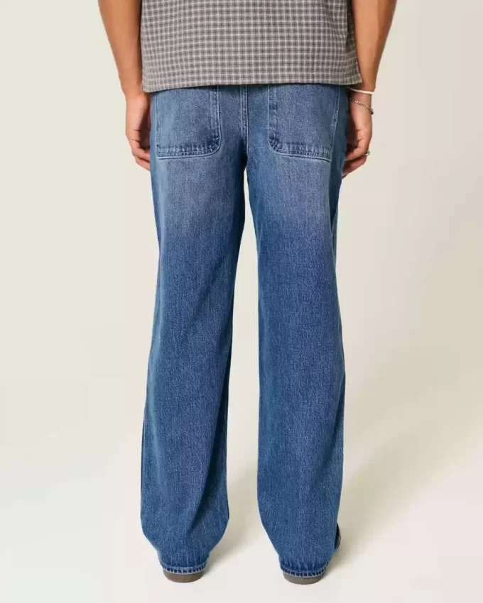 Ciemnoróżowe, graficzne, luźne jeansy Ciemnoróżowe, graficzne, luźne jeansy