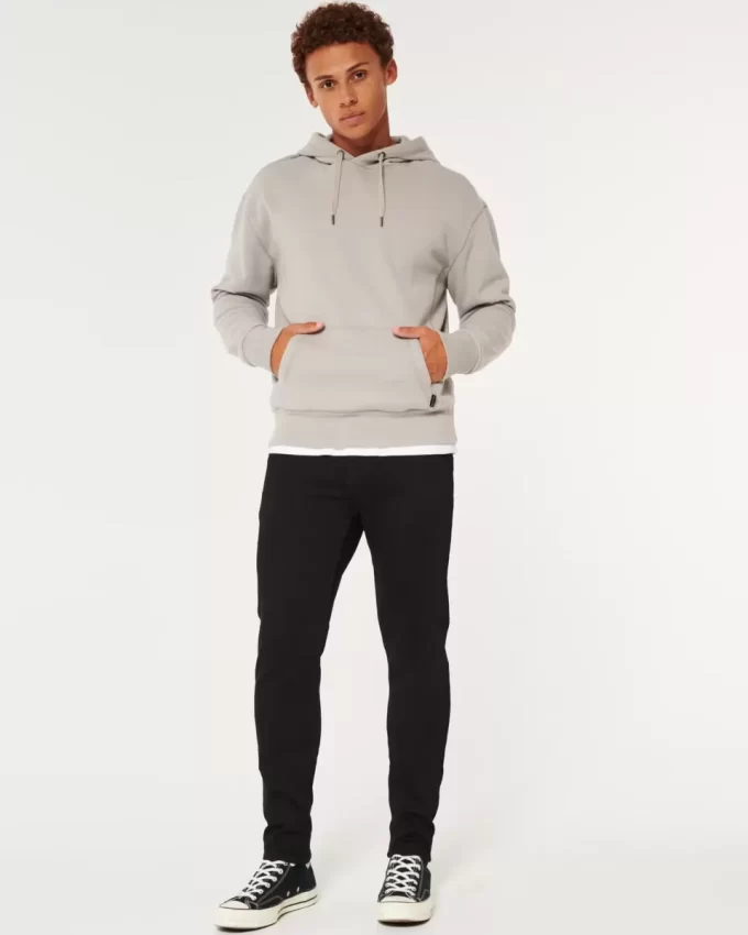 Czarne, nieblaknące, sportowe, obcisłe jeansy