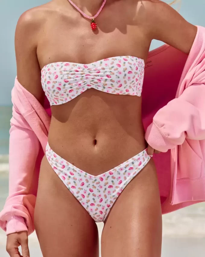 Dół bikini z wysokim stanem i wycięciami