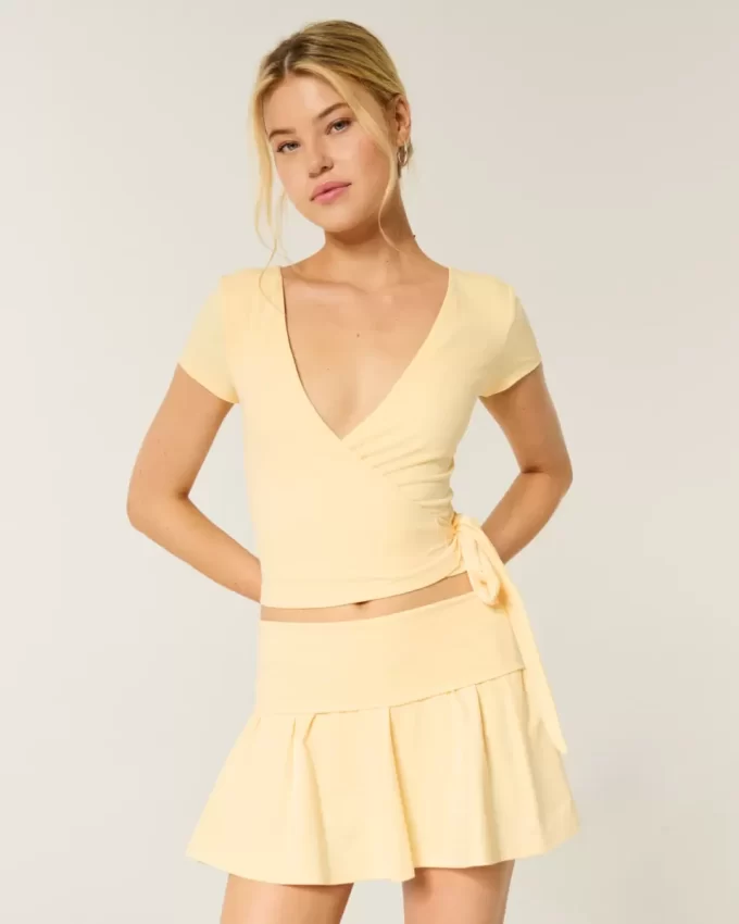 Gilly Hicks Active Recharge Foldover Skortie Gilly Hicks Active Recharge Foldover Skortie