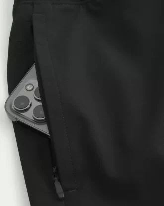 Hybrydowe spodenki aktywne do połowy uda