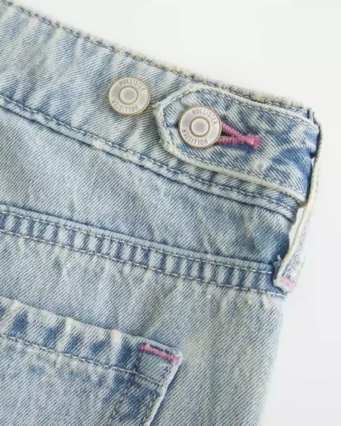 Jeansy Baggy z niskim stanem i regulowaną talią, w kolorze jasnego sprania Jeansy Baggy z niskim stanem i regulowaną talią, w kolorze jasnego sprania