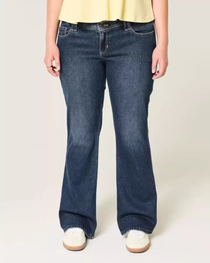 Jeansy Bootcut z niskim stanem i ciemnym spraniem