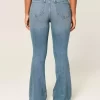 Jeansy Curvy High-Rise Medium Wash Flare