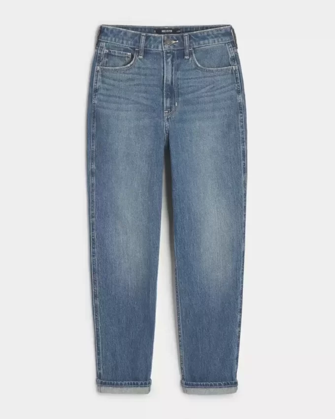 Jeansy Mom z bardzo wysokim stanem i ciemnym spraniem