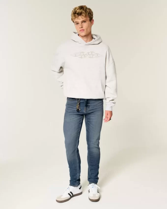 Jeansy sportowe rurki o średnim stopniu sprania