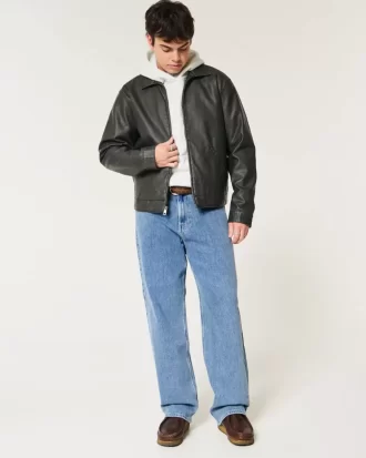 Jeansy typu baggy w jasnym kolorze