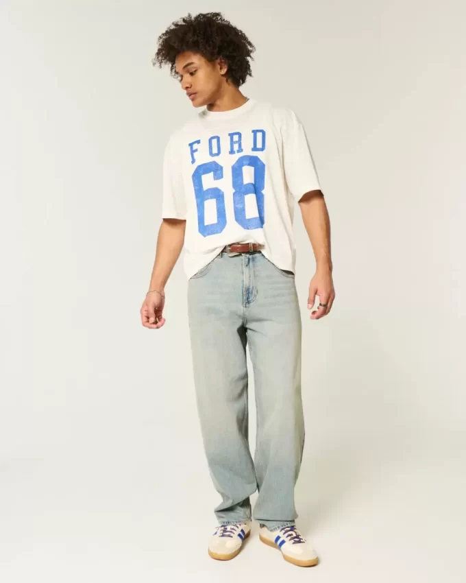 Jeansy typu skater baggy z haftem w kolorze jasnoniebieskim