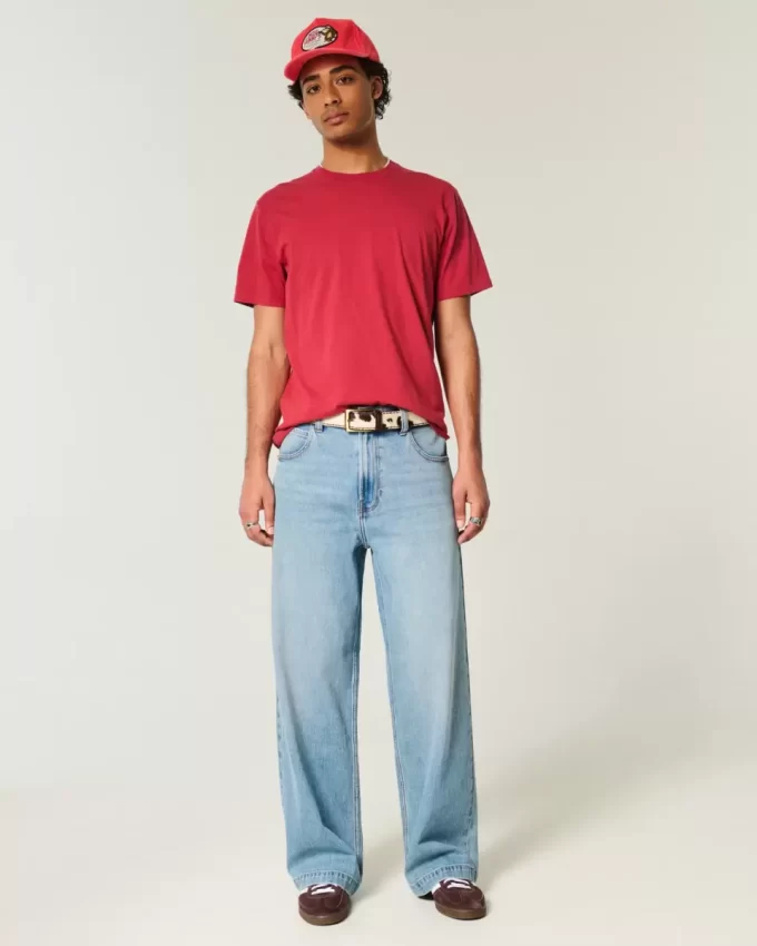 Klasyczny krój T-shirt z okrągłym dekoltem