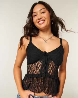 Koronkowy top z falbanką Koronkowy top z falbanką