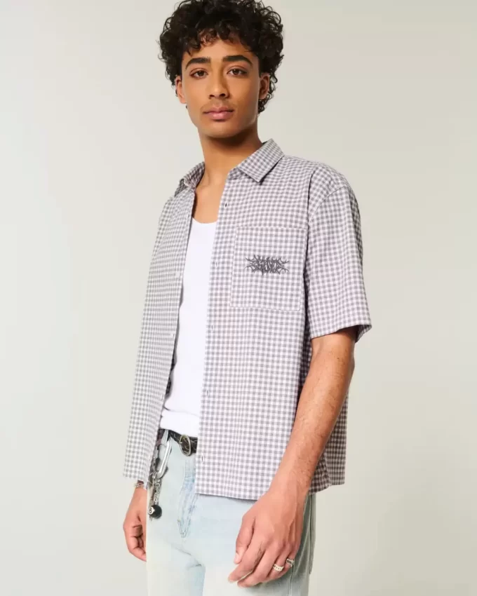 Koszula z krótkim rękawem w kształcie pudełka, haftowana i graficzna Koszula z krótkim rękawem w kształcie pudełka, haftowana i graficzna