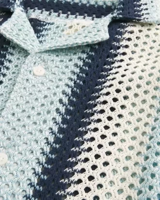 Koszula z krótkim rękawem w stylu pudełkowym, szydełkowana