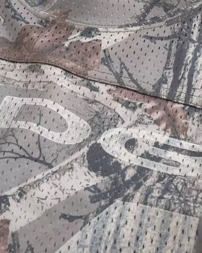 Koszulka Dodge z nadrukiem Boxy Crop Camo