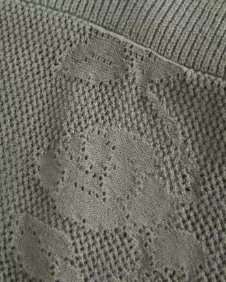 Koszulka typu babydoll z prostym dekoltem w stylu haftu krzyżykowego