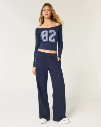 Koszulka z nadrukiem z koronkowym wykończeniem i odkrytym ramieniem Koszulka z nadrukiem z koronkowym wykończeniem i odkrytym ramieniem