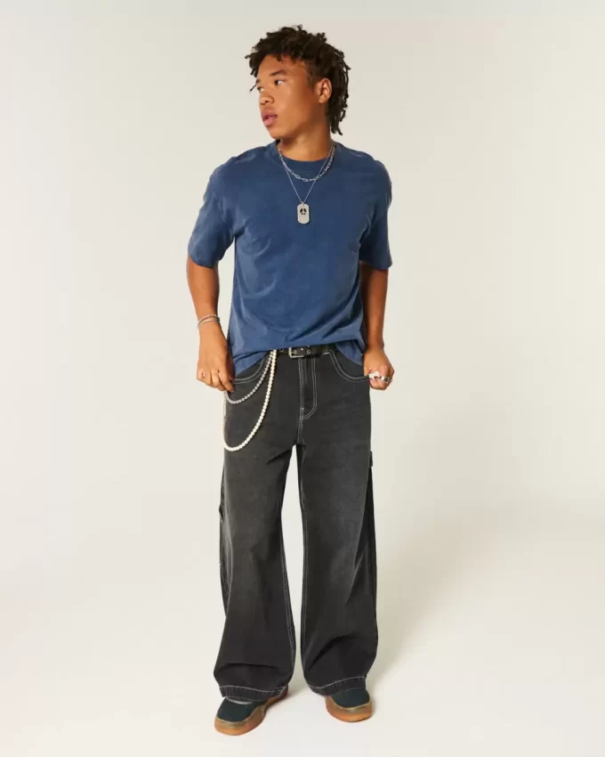 Koszulka z okrągłym dekoltem i ciężką, spraną bawełną