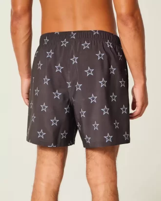 Kąpielówki do połowy uda