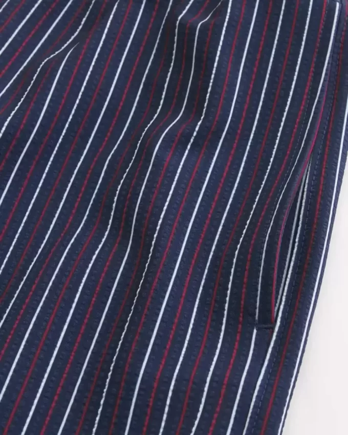 Kąpielówki do połowy uda z seersuckeru Kąpielówki do połowy uda z seersuckeru