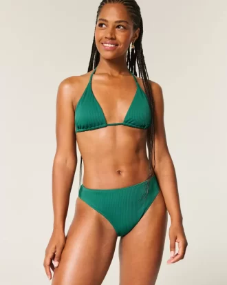 Kręcone, wysoko wycięte, prążkowane, seksowne bikini z wysokim stanem