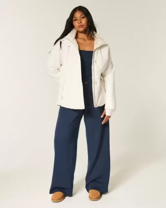 Kurtka całoroczna podszyta sztucznym futrem