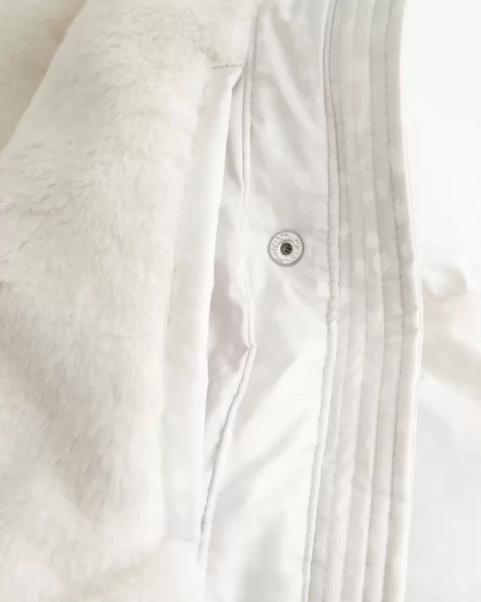 Kurtka puchowa z podszewką ze sztucznego futra