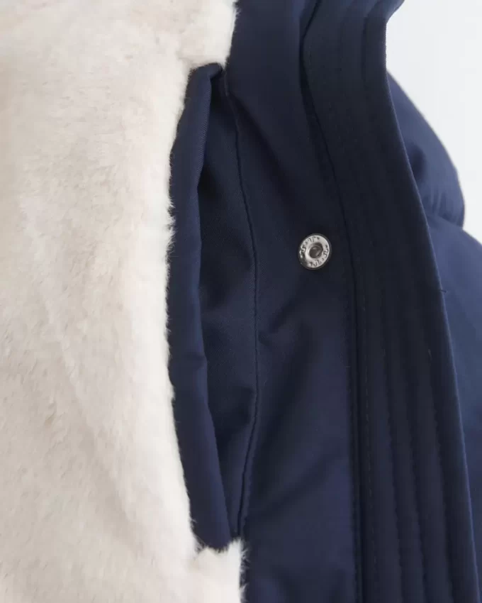 Kurtka puchowa z podszewką ze sztucznego futra