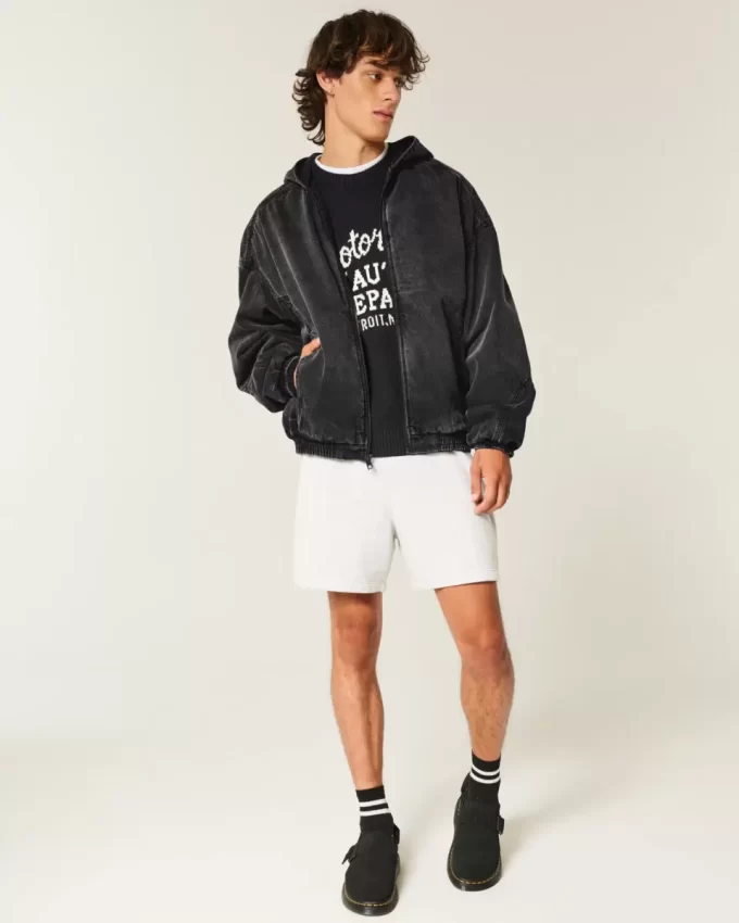 Kurtka skaterska z spranego czarnego jeansu Kurtka skaterska z spranego czarnego jeansu