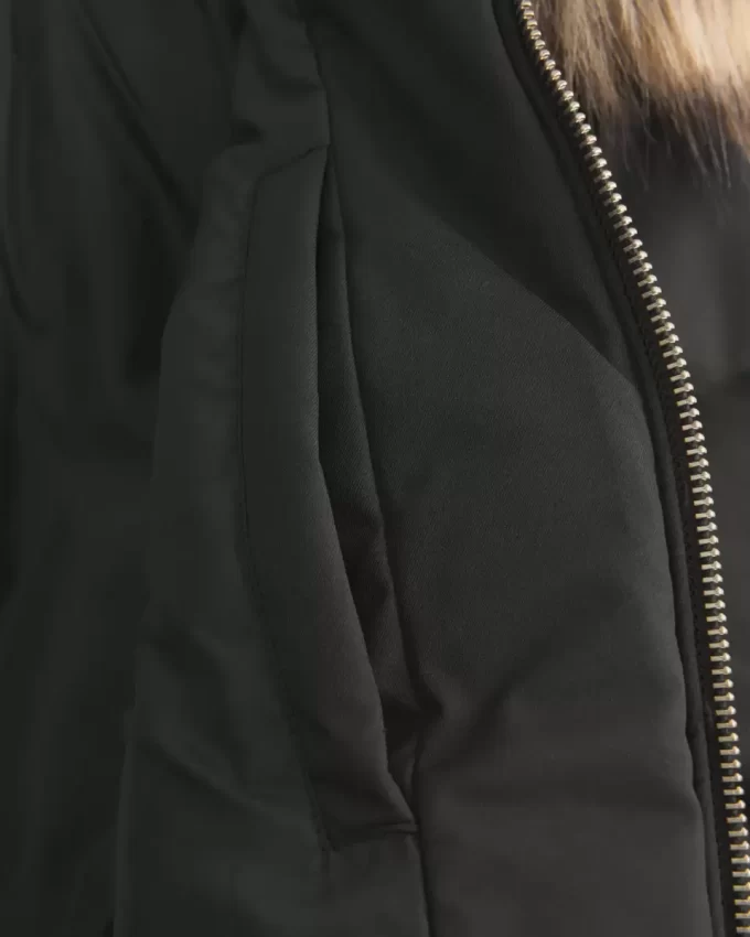 Kurtka typu bomber z pikowanym wykończeniem ze sztucznego futra Kurtka typu bomber z pikowanym wykończeniem ze sztucznego futra