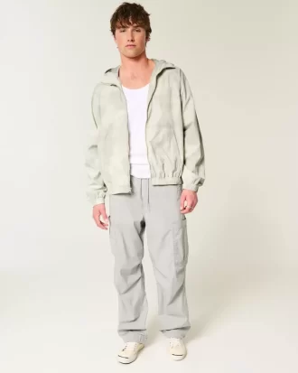 Kurtka wiatrówka z zamkiem błyskawicznym w kolorze kamuflażowym