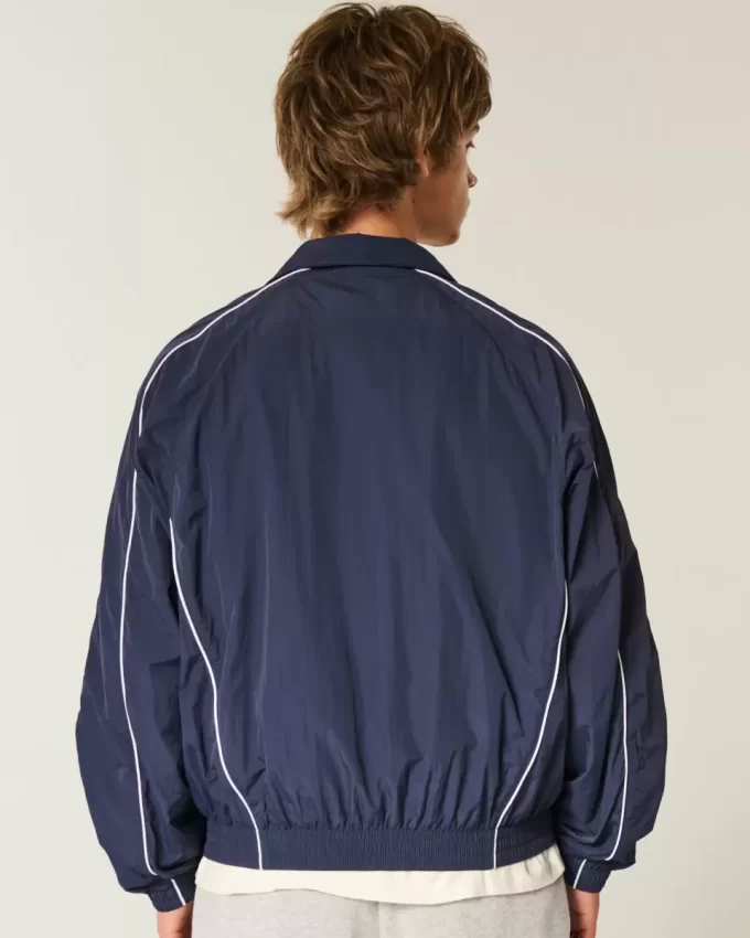 Kurtka wiatrówka zapinana na zamek Kurtka wiatrówka zapinana na zamek