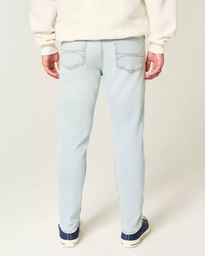 Lekkie, obcisłe jeansy sportowe