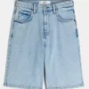 Lekkie, superluźne szorty jeansowe Lekkie, superluźne szorty jeansowe