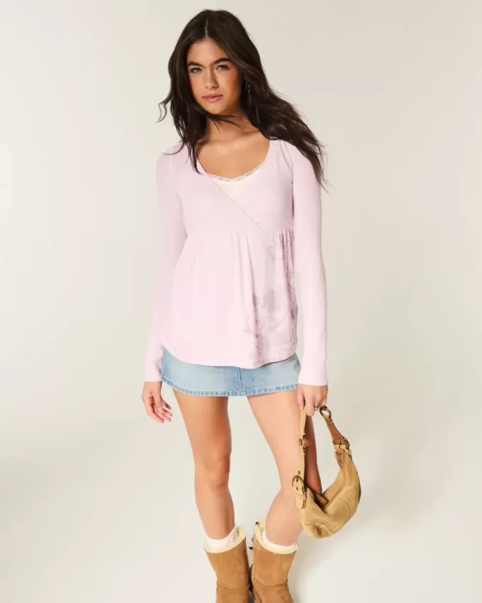 Luźna bluzka typu babydoll z długim rękawem i kwiatowym wzorem Luźna bluzka typu babydoll z długim rękawem i kwiatowym wzorem