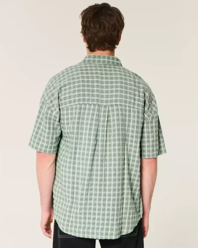 Luźna koszula z krótkim rękawem