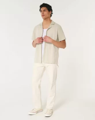 Luźna koszula z krótkim rękawem i haftowanym wzorem