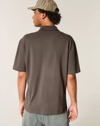 Luźna koszulka polo z logo