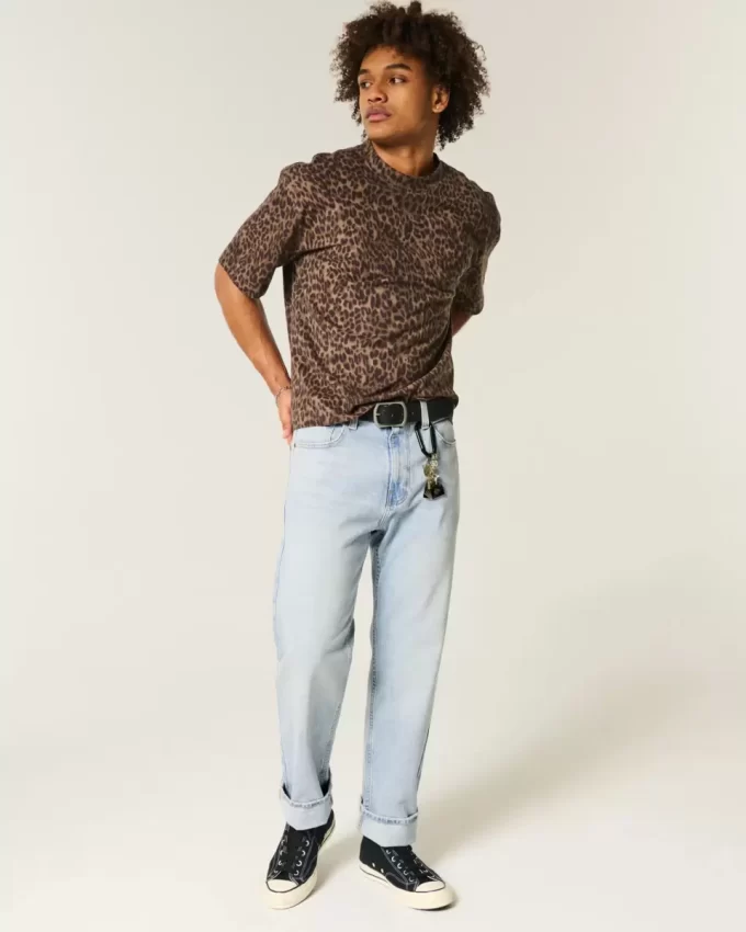 Luźne jeansy w jasnym odcieniu Luźne jeansy w jasnym odcieniu