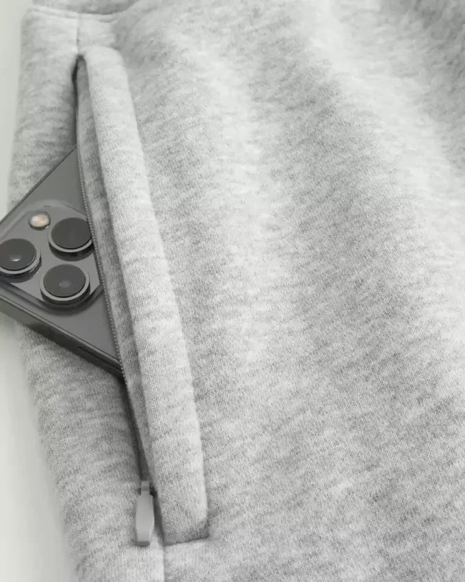 Luźne spodenki polarowe do połowy uda Luźne spodenki polarowe do połowy uda