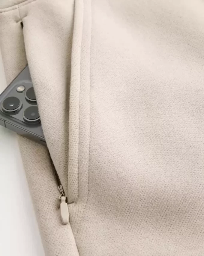 Luźne spodnie dresowe z logo Luźne spodnie dresowe z logo