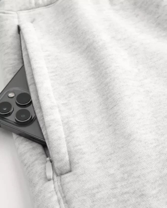 Luźne spodnie dresowe z polaru z logo