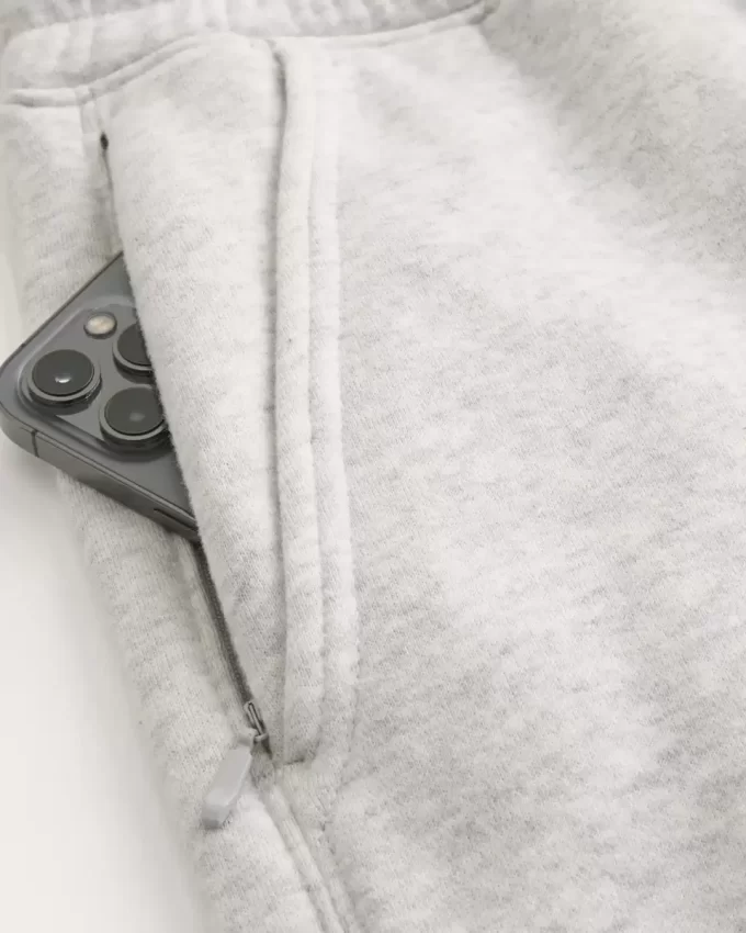 Luźne spodnie dresowe z polaru z logo