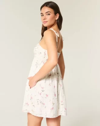 Mini sukienka Babydoll z wiązaniem