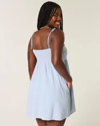 Mini sukienka Babydoll z wiązaniem